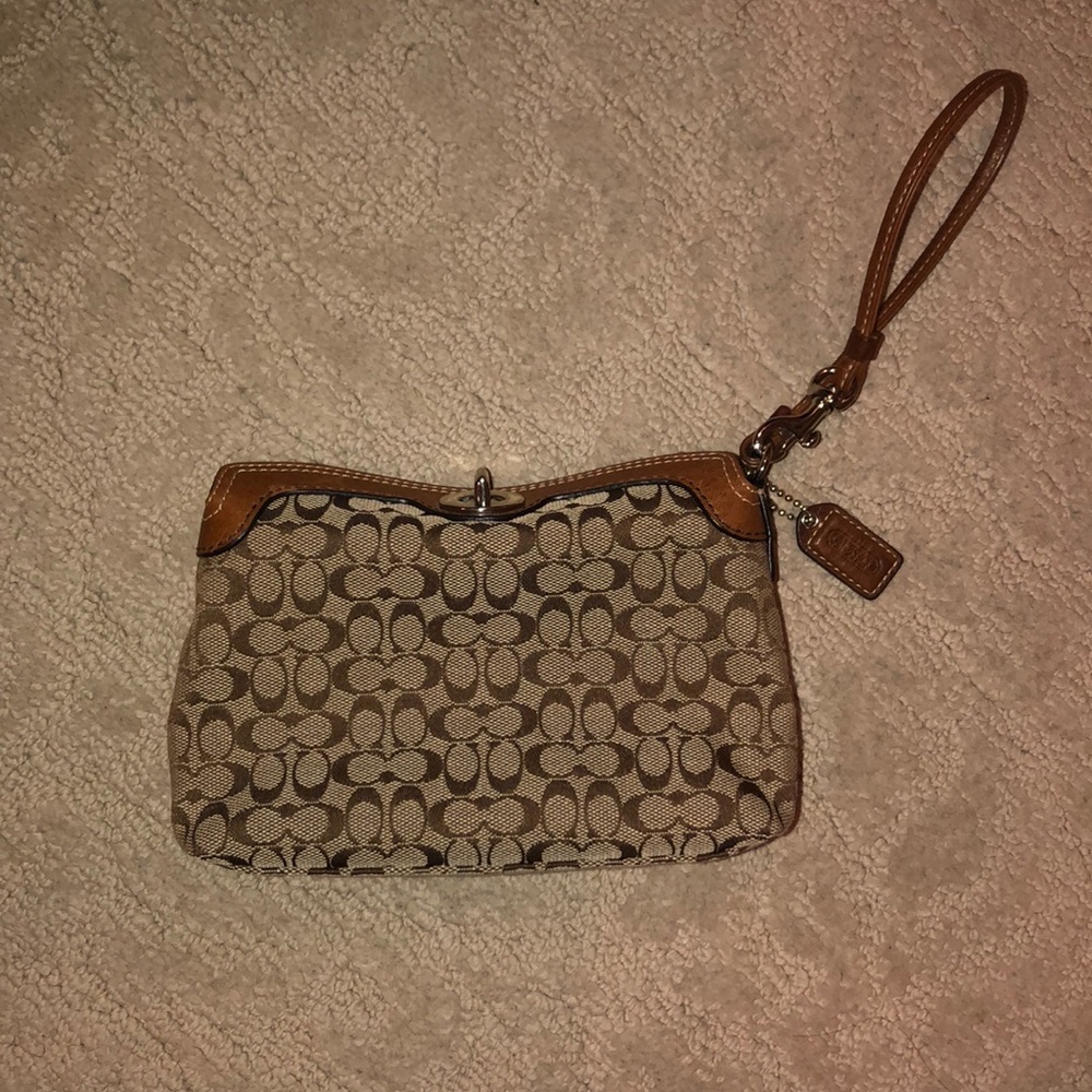 COACH mini bag wristlet